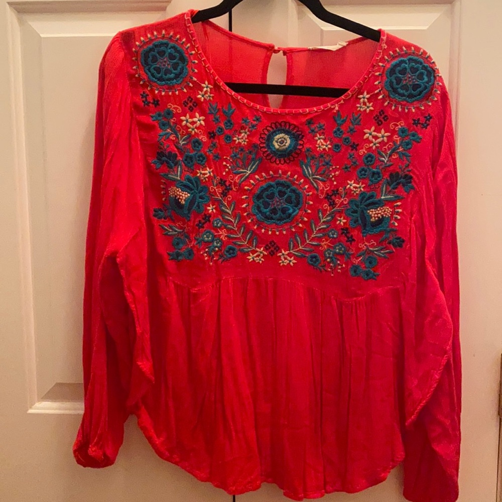 Flowy summer top